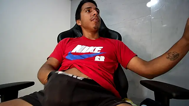 michaelhotbbc online show from 10-26-25, 04:51