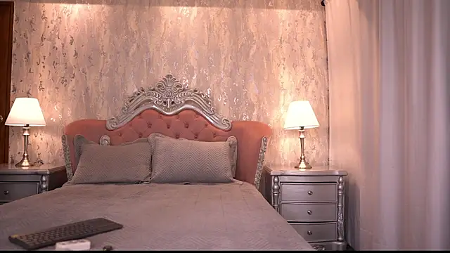 AngelineConnor online show from 09-17-25, 10:11