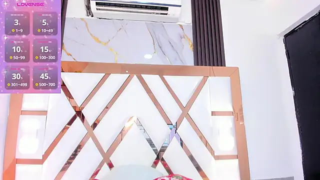 Snapshot of amberr_sweett69 chatting on 12-12-24, 06:42 amberr sweett69 online show from 12-12-24, 06:42