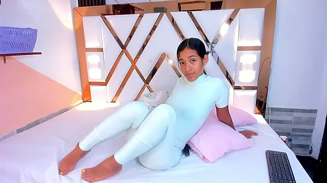 Snapshot of amberr_sweett69 chatting on 01-31-25, 06:36 amberr sweett69 online show from 01-31-25, 06:36