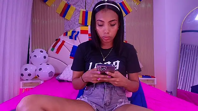 nata luna online show from 06-25-26, 07:18