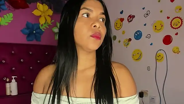 DIORA Latina online show from 12-31-24, 03:55