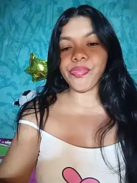 Snapshot of DIORA_Latina chatting on 06-16-26, 03:31 DIORA Latina online show from 06-16-26, 03:31