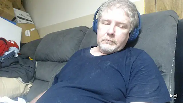 Snapshot of BrisonChase chatting on 07-03-26, 02:23 BrisonChase online show from 07-03-26, 02:23