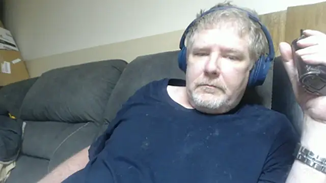 Snapshot of BrisonChase chatting on 07-04-26, 07:42 BrisonChase online show from 07-04-26, 07:42