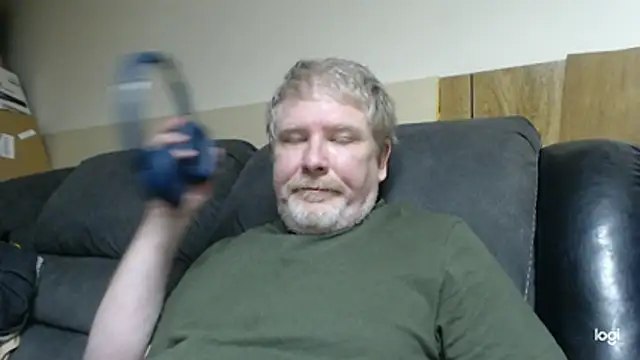Snapshot of BrisonChase chatting on 07-11-26, 04:59 BrisonChase online show from 07-11-26, 04:59