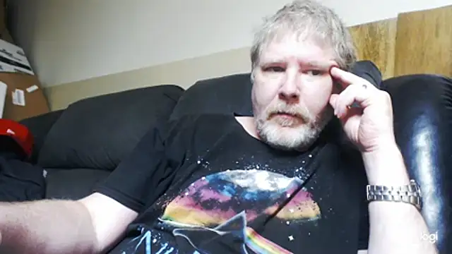 Snapshot of BrisonChase chatting on 07-17-26, 08:32 BrisonChase online show from 07-17-26, 08:32