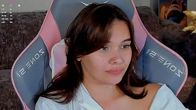 Snapshot of _Sweetie_ chatting on 07-02-26, 03:45 Sweetie online show from 07-02-26, 03:45