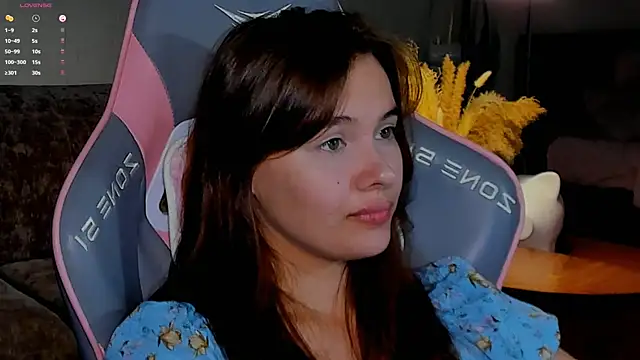 Snapshot of _Sweetie_ chatting on 07-10-26, 02:30 Sweetie online show from 07-10-26, 02:30