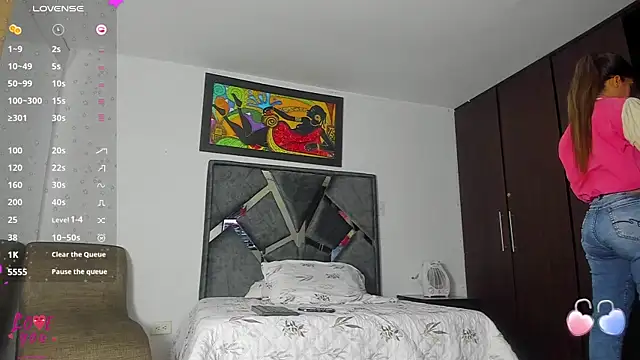 Vahiolet smith online show from 10-15-25, 03:17