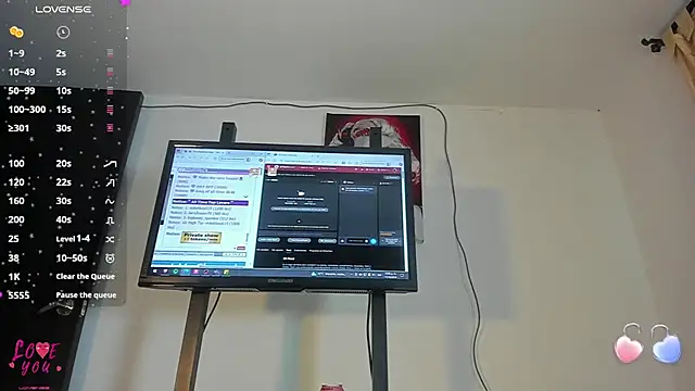 Vahiolet smith online show from 10-18-25, 03:09