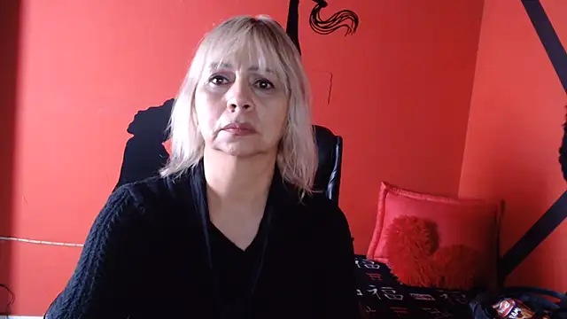 KLOE PIELL online show from 06-19-26, 08:34