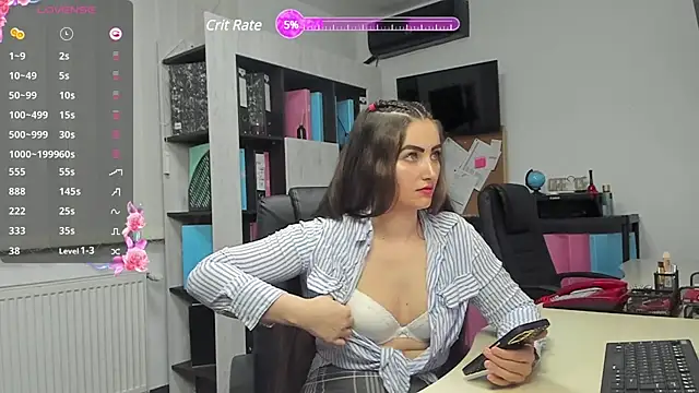 Snapshot of DaryaNew chatting on 01-25-25, 12:59 DaryaNew online show from 01-25-25, 12:59