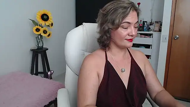 Snapshot of Ghada_milf chatting on 12-25-24, 09:33 Ghada milf online show from 12-25-24, 09:33