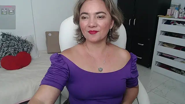 Snapshot of Ghada_milf chatting on 01-08-25, 11:09 Ghada milf online show from 01-08-25, 11:09