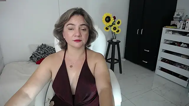 Snapshot of Ghada_milf chatting on 03-11-25, 01:37 Ghada milf online show from 03-11-25, 01:37