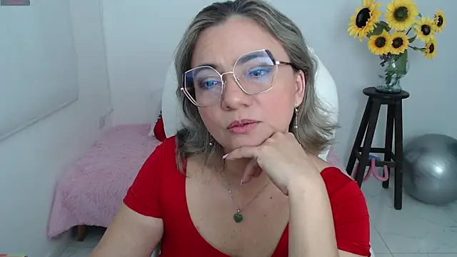 Snapshot of Ghada_milf chatting on 09-15-25, 07:25 Ghada milf online show from 09-15-25, 07:25