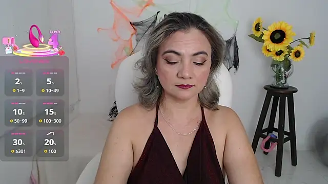 Snapshot of Ghada_milf chatting on 11-03-25, 11:48 Ghada milf online show from 11-03-25, 11:48