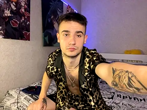 Snapshot of Mike_severi2 chatting on 11-14-25, 06:01 Mike severi2 online show from 11-14-25, 06:01