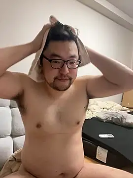 yuuki198912 online show from 10-30-25, 09:00