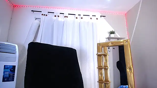 Hillary queen online show from 12-05-24, 03:28