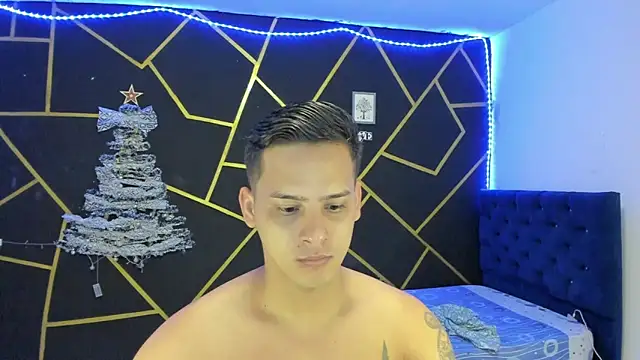 Snapshot of JANER_03 chatting on 01-04-25, 01:21 JANER 03 online show from 01-04-25, 01:21