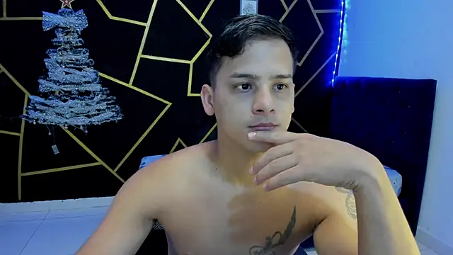 Snapshot of JANER_03 chatting on 01-06-25, 01:41 JANER 03 online show from 01-06-25, 01:41