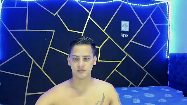 Snapshot of JANER_03 chatting on 01-09-25, 01:35 JANER 03 online show from 01-09-25, 01:35