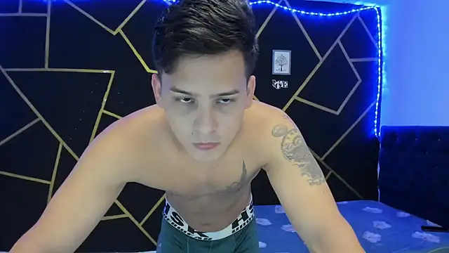 Snapshot of JANER_03 chatting on 01-10-25, 05:13 JANER 03 online show from 01-10-25, 05:13