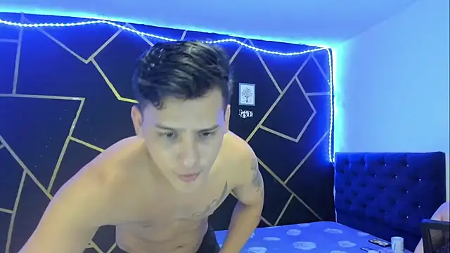 Snapshot of JANER_03 chatting on 01-11-25, 04:36 JANER 03 online show from 01-11-25, 04:36