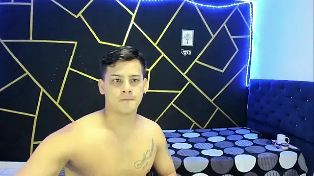 Snapshot of JANER_03 chatting on 01-14-25, 02:22 JANER 03 online show from 01-14-25, 02:22