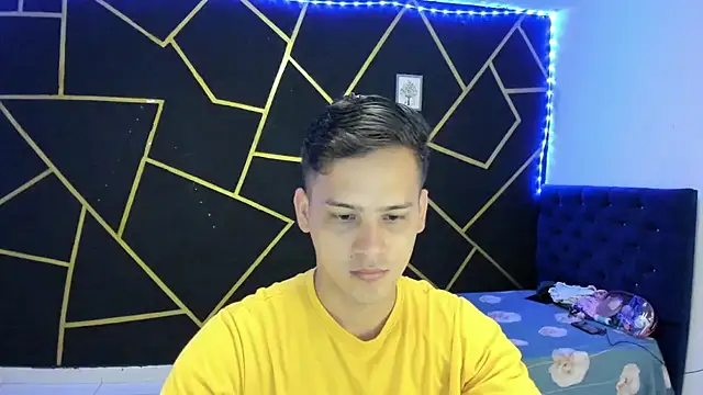 Snapshot of JANER_03 chatting on 02-14-25, 01:40 JANER 03 online show from 02-14-25, 01:40