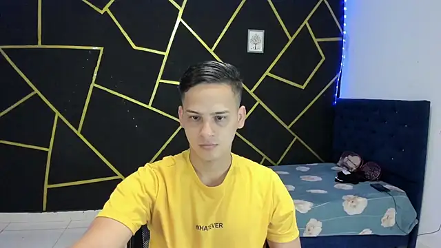 Snapshot of JANER_03 chatting on 02-28-25, 02:09 JANER 03 online show from 02-28-25, 02:09