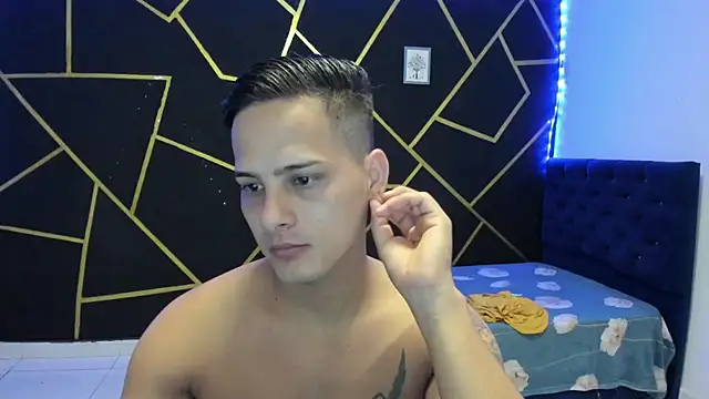 Snapshot of JANER_03 chatting on 03-01-25, 01:29 JANER 03 online show from 03-01-25, 01:29