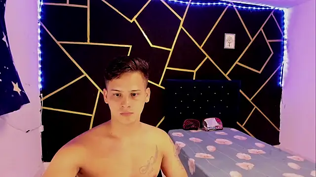 Snapshot of JANER_03 chatting on 03-07-25, 12:37 JANER 03 online show from 03-07-25, 12:37