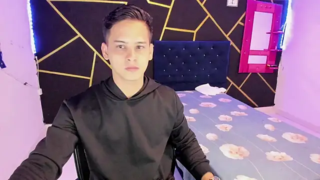 Snapshot of JANER_03 chatting on 03-13-25, 12:13 JANER 03 online show from 03-13-25, 12:13