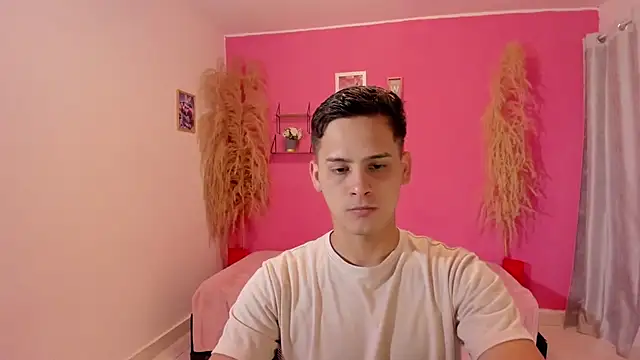 Snapshot of JANER_03 chatting on 10-14-25, 03:29 JANER 03 online show from 10-14-25, 03:29