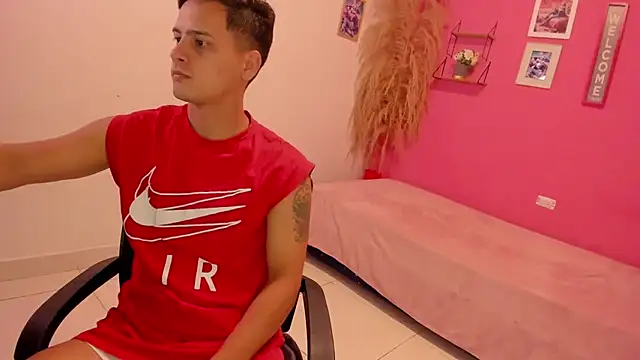 Snapshot of JANER_03 chatting on 10-18-25, 04:59 JANER 03 online show from 10-18-25, 04:59