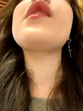 Peachy Dream online show from 09-14-25, 05:12