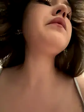 Peachy Dream online show from 09-29-25, 06:13