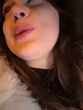 Peachy Dream online show from 11-15-25, 06:15