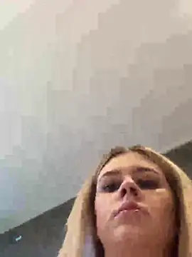 Love Bri online show from 10-17-25, 09:23