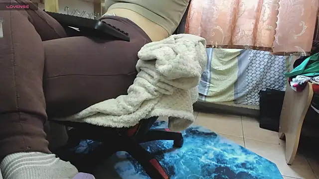 Queen Sport online show from 10-26-25, 09:04