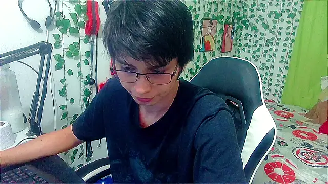 Andy gray online show from 02-06-26, 12:26