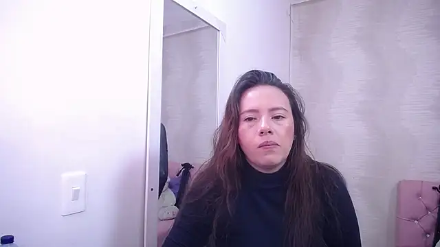 lauraguzman online show from 03-13-25, 03:00