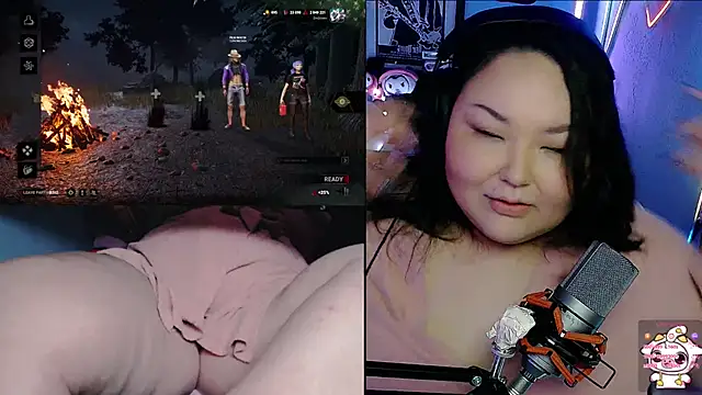 Snapshot of EmGreens chatting on 03-09-25, 11:47 EmGreens online show from 03-09-25, 11:47