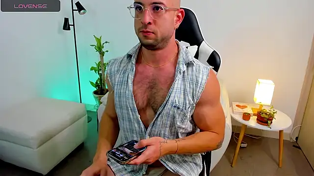 dafboy1 online show from 03-14-26, 09:15