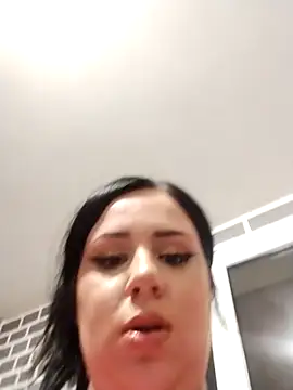 AdelinaJude online show from 02-23-25, 05:29