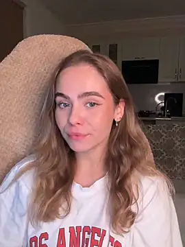 SkyBriii online show from 10-05-25, 06:17