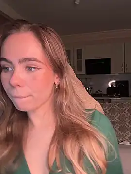 SkyBriii online show from 10-09-25, 05:22